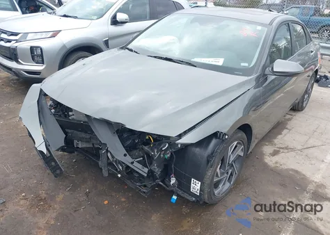 2025 Hyundai Elantra Hybrid Limited z USA, uszkodzony, nr VIN KMHLN4DJ4SU176856